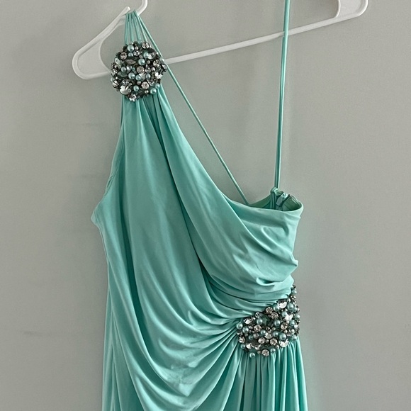 Aqua Jeweled Gown - Picture 4 of 12